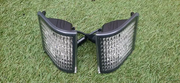 [LIGHTS] John Deere 00 / 10 Series LED Corner Row Lights (L&R)